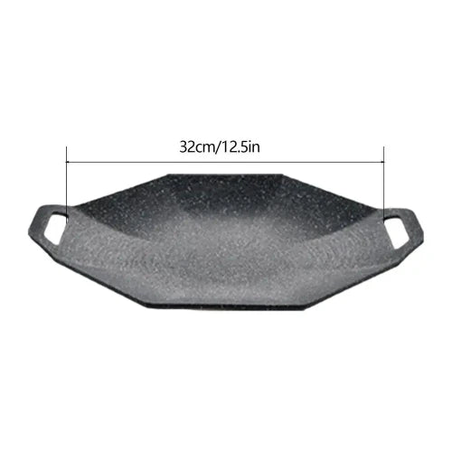 An octagon shaped black griddle/frying pan is shown with its measurements of 32cm/12.5in