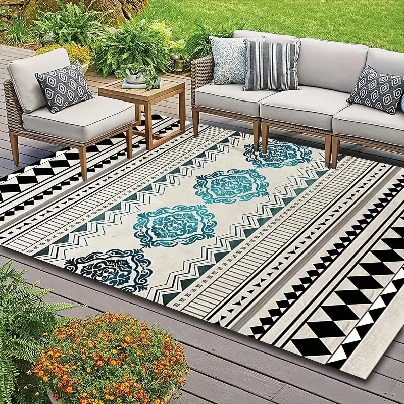 Modern Outdoor Rug | Chic Glampsite Decor