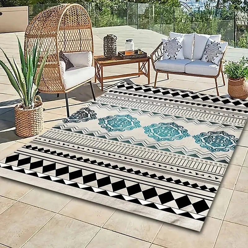 Modern Outdoor Rug | Chic Glampsite Decor